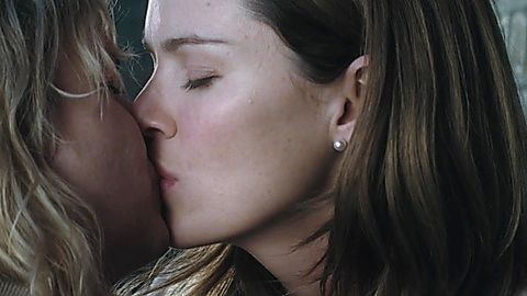 Pic: Jacinda Barrett in Bridget Jones: The Edge of Reason (2004)