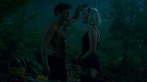 Pic: Kiernan Shipka in Chilling Adventures of Sabrina (2018)