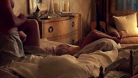 Pic: Julia Campbell in The Resident (2018)