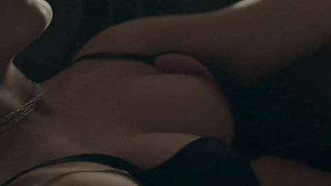 Pic: Sarah Jeffery in Across the Line (2016)