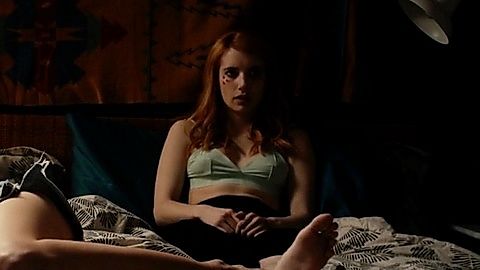 Pic: Emma Roberts in In a Relationship (2018)