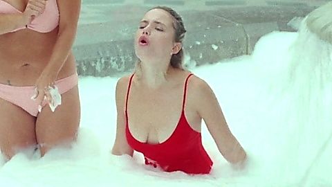 Pic: Rosemarie Mosbæk in Doggystyle (2018)