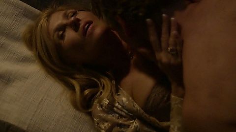 Pic: Connie Britton in Dirty John (2018)