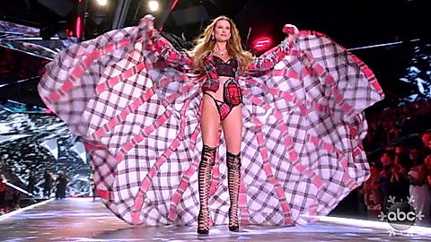 Pic: Behati Prinsloo in The Victoria's Secret Fashion Show 2018 (2018)