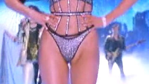 Pic: Candice Swanepoel in The Victoria's Secret Fashion Show 2018 (2018)