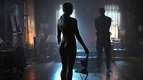 Pic: Minka Kelly in Titans (2018)