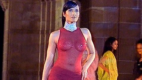 Pic: Padma Lakshmi in Boom (2003)