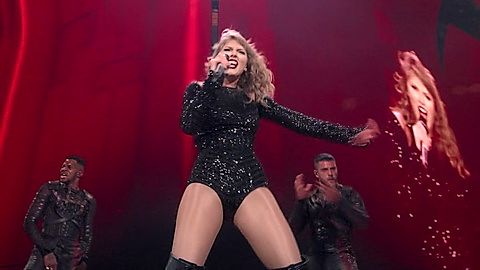 Pic: Taylor Swift in Taylor Swift : Reputation Stadium Tour (2018)