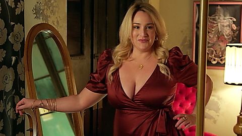 Pic: Emma Hunton in Good Trouble (2019)