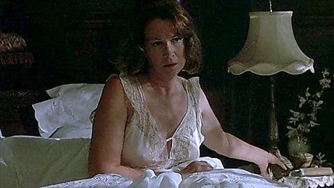 Pic: Diane Ladd in Rambling Rose (1991)