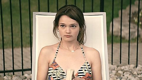 Pic: Ciara Bravo in Wayne (2019)