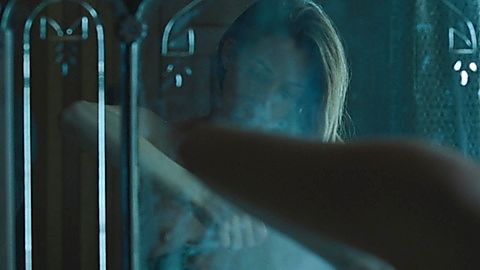 Pic: Riley Keough in The Lodge (2020)