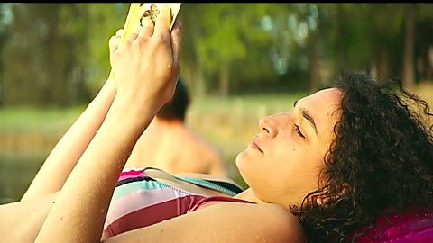 Pic: Jenny Slate in The Sunlit Night (2019)