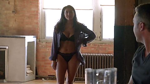 Pic: Destiny Hernandez in Chicago Fire (2012)