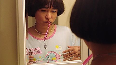 Pic: Maya Erskine in PEN15 (2019)