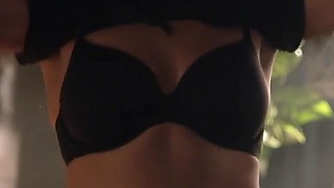 Pic: Alyssa Diaz in The Rookie (2018)