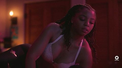 Pic: Chloe Bailey in grown-ish (2018)