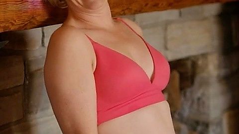 Pic: Sarah McVie in Workin' Moms (2017)