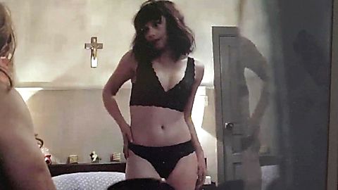 Pic: Paloma Saavedra in Bitter Daisies (2019)