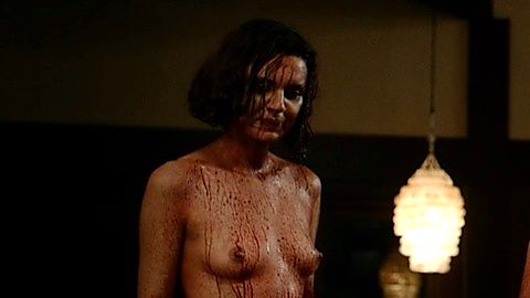 Pic: Ana Luiza Rios in The Cannibal Club (2018)