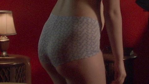 Pic: Lauryn Canny in Darlin' (2019)