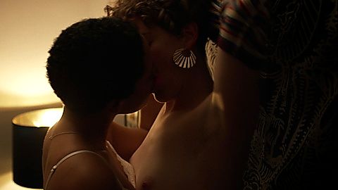 Pic: Kenzie Elizabeth in Easy (2016)