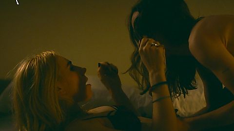 Pic: Zosia Mamet in Tales of the City (2019)