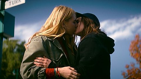 Pic: Zosia Mamet in Tales of the City (2019)