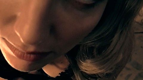 Pic: Annabelle Wallis in The Loudest Voice (2019)