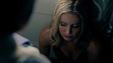 Pic: Annabelle Wallis in The Loudest Voice (2019)