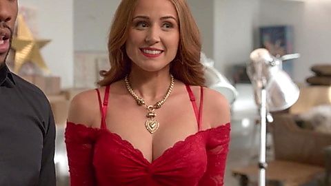 Pic: Sophia La Porta in Four Weddings and a Funeral (2019)