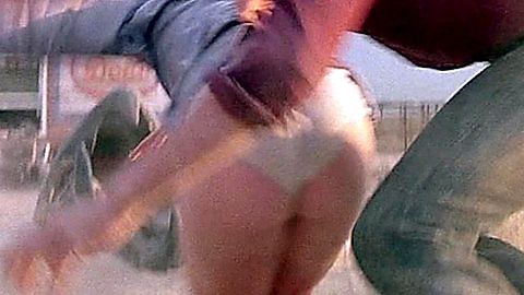 Pic: Finn Carter in Tremors (1990)