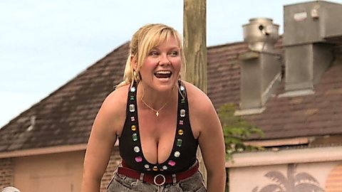 Pic: Kirsten Dunst in On Becoming a God in Central Florida (2019)