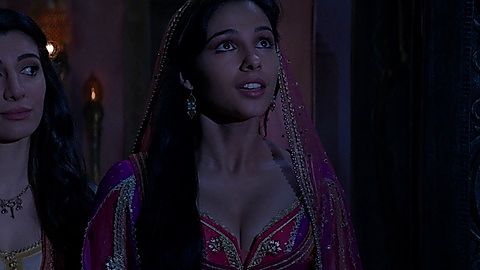 Pic: Naomi Scott in Aladdin (2019)