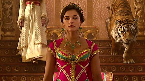 Pic: Naomi Scott in Aladdin (2019)