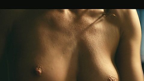 Pic: Catrinel Marlon in The Whistlers (2019)