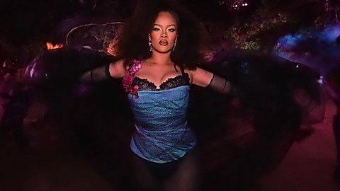 Pic: Rihanna  in Savage X Fenty Show (2019)