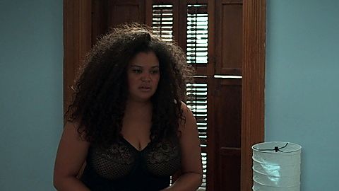 Pic: Michelle Buteau in The First Wives Club (2019)