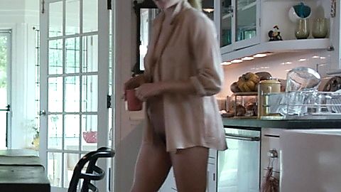 Pic: Chloë Sevigny in Love is Blind (2019)