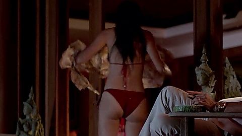 Pic: Sonia Couling in Paradise Beach (2019)