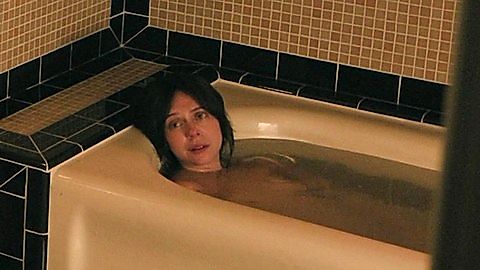 Pic: Bel Powley in The Morning Show (2019)