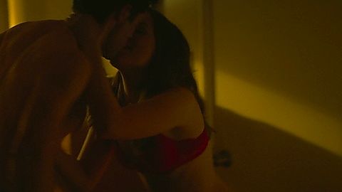 Pic: Victoria Pedretti in YOU (2018)
