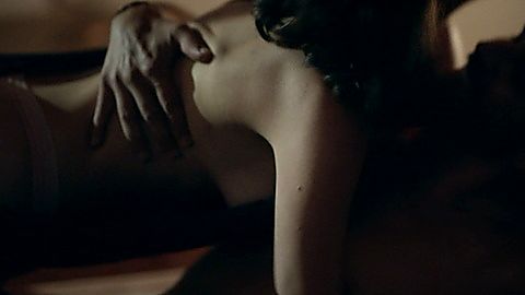 Pic: Beren Saat in The Gift (2019)
