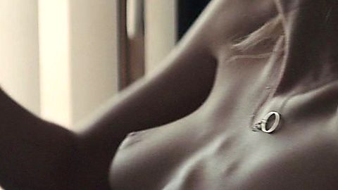Pic: Elizabeth Debicki in The Burnt Orange Heresy (2020)