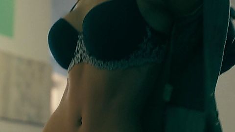 Pic: Alexis Ren in Deputy (2020)