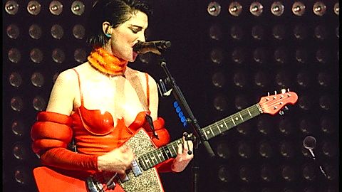 Pic: St. Vincent  in The Nowhere Inn (2020)