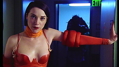 Pic: St. Vincent  in The Nowhere Inn (2020)