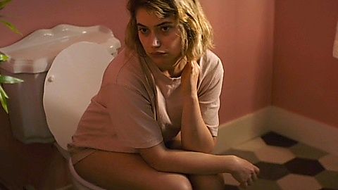Pic: Imogen Poots in Vivarium (2020)