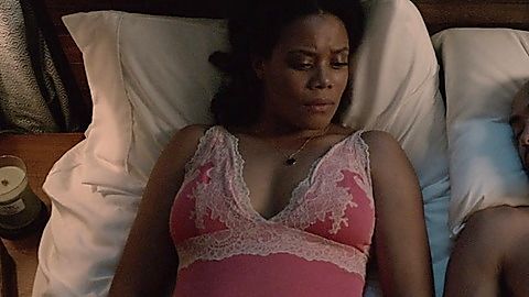Pic: Christina Elmore in Twenties (2020)