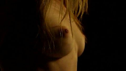 Pic: Elle Evans in Muse (2017)